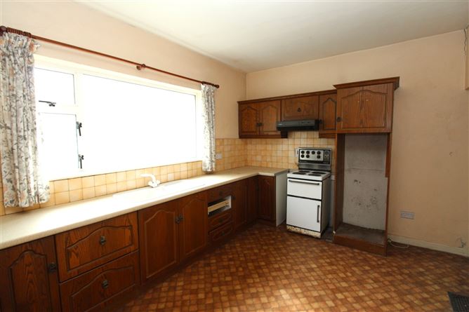 Main Street, Newtownforbes, Longford