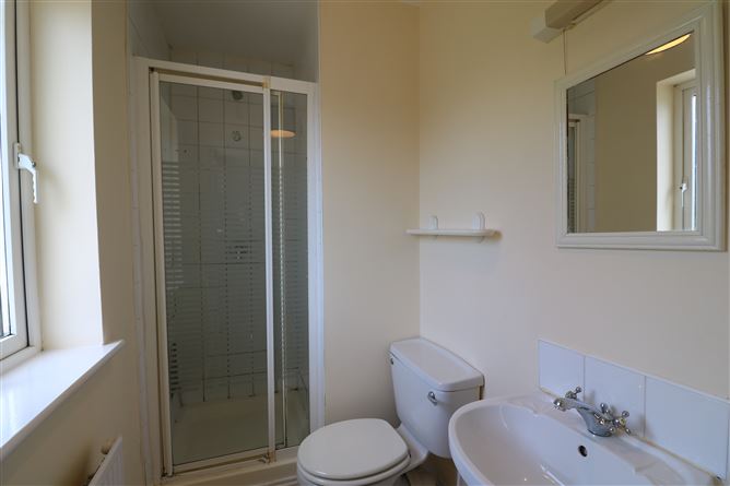 3 Rinawade Green, Leixlip, Kildare