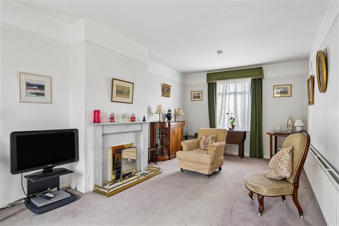 29 Glenomena Park, Booterstown, County Dublin