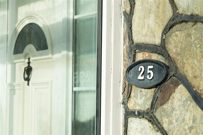 25 Oaklawns, Old Dublin Road, Carlow