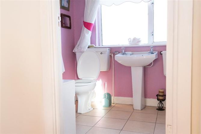 25 Oaklawns, Old Dublin Road, Carlow