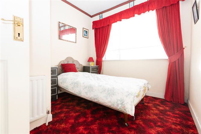 25 Oaklawns, Old Dublin Road, Carlow