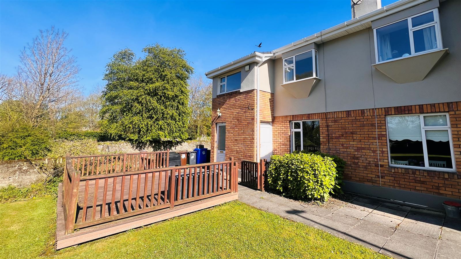 Photo 1 of 27 — 14 Bridge Court, Bridge Street, Ballinasloe, Galway