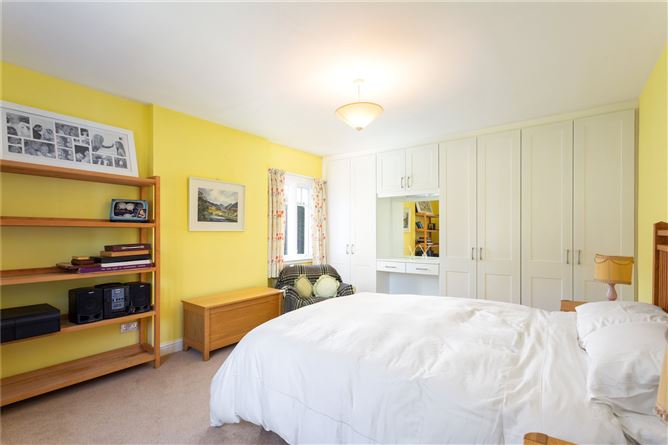 Dunbrody, Torquay Road, Foxrock, Dublin 18