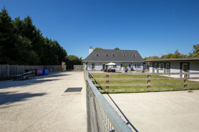 Sunridge House, Ballygoman, Barntown, Wexford