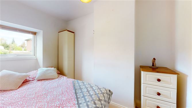 35 Roanmore Terrace, Waterford City, Waterford