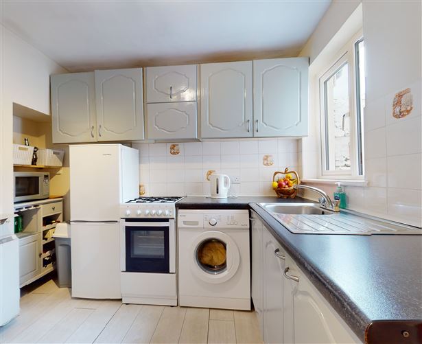 35 Roanmore Terrace, Waterford City, Waterford
