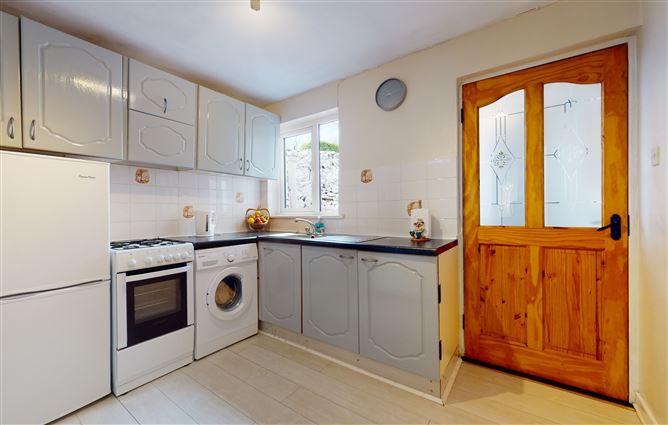 35 Roanmore Terrace, Waterford City, Waterford