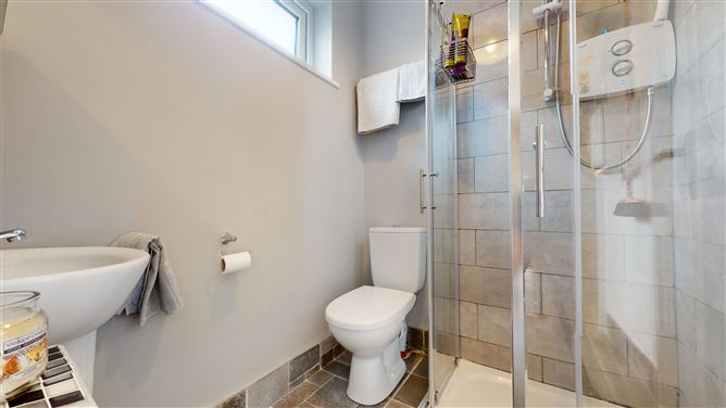 35 Roanmore Terrace, Waterford City, Waterford