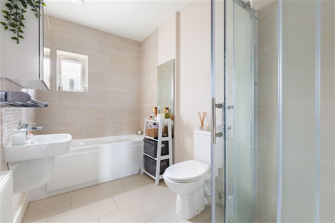 5 Monalin, Newtownmountkennedy, Wicklow