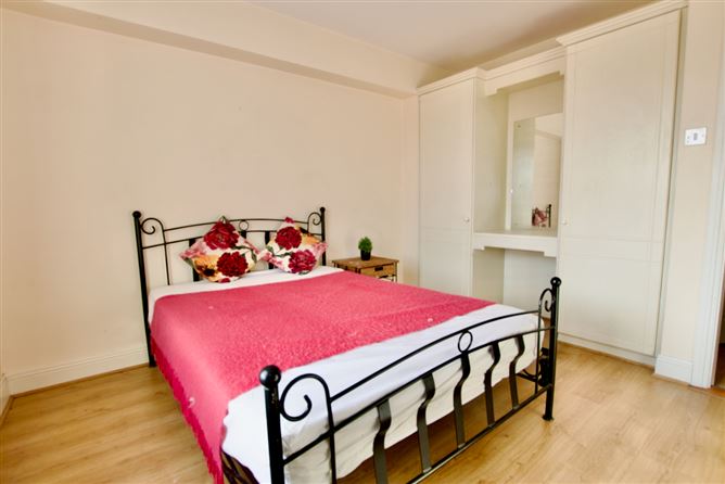 3 Irishtown Central, Athlone, Co. Westmeath