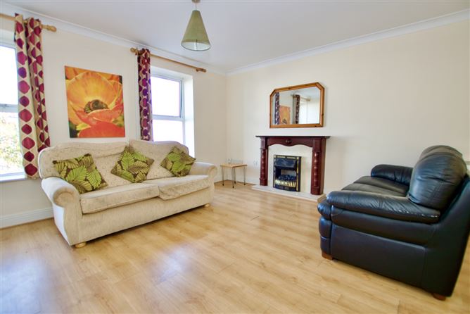 3 Irishtown Central, Athlone, Co. Westmeath