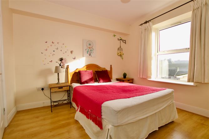 3 Irishtown Central, Athlone, Co. Westmeath