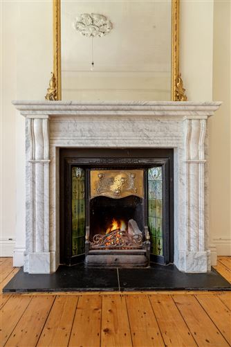 6 Holyrood Park, Sandymount, Dublin 4