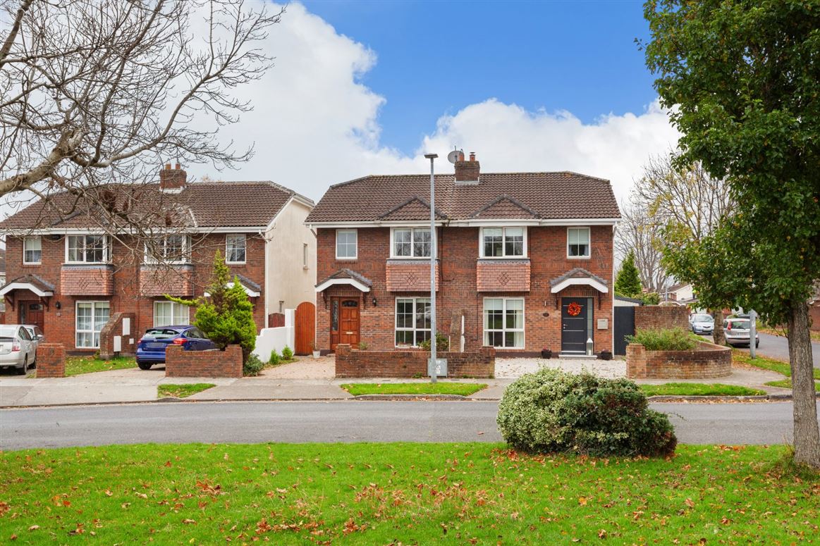 2 Summerfield Rise, Blanchardstown, Dublin 15