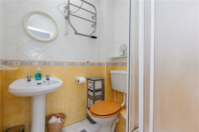2 Summerfield Rise, Blanchardstown, Dublin 15