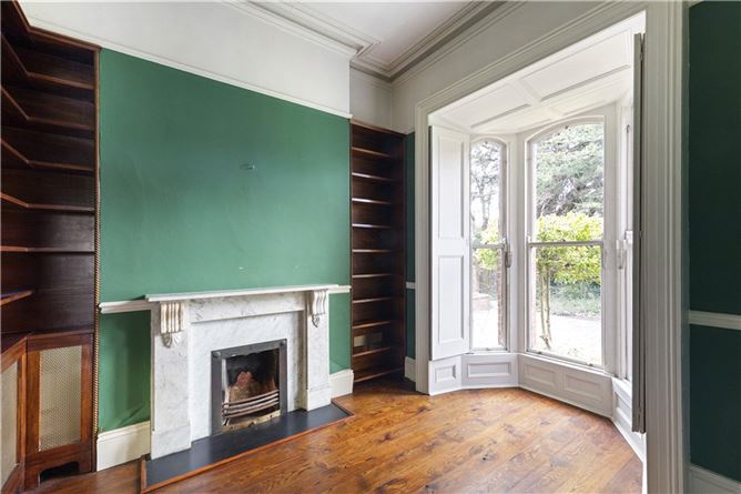 https://photos-a.propertyimages.ie/media/9/1/9/4918919/211555c5-9477-44b8-a5cf-4269932aa6de_l.jpg