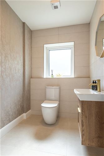 1 Chestnut Grove, Sea Road, Kilcoole, Co. Wicklow
