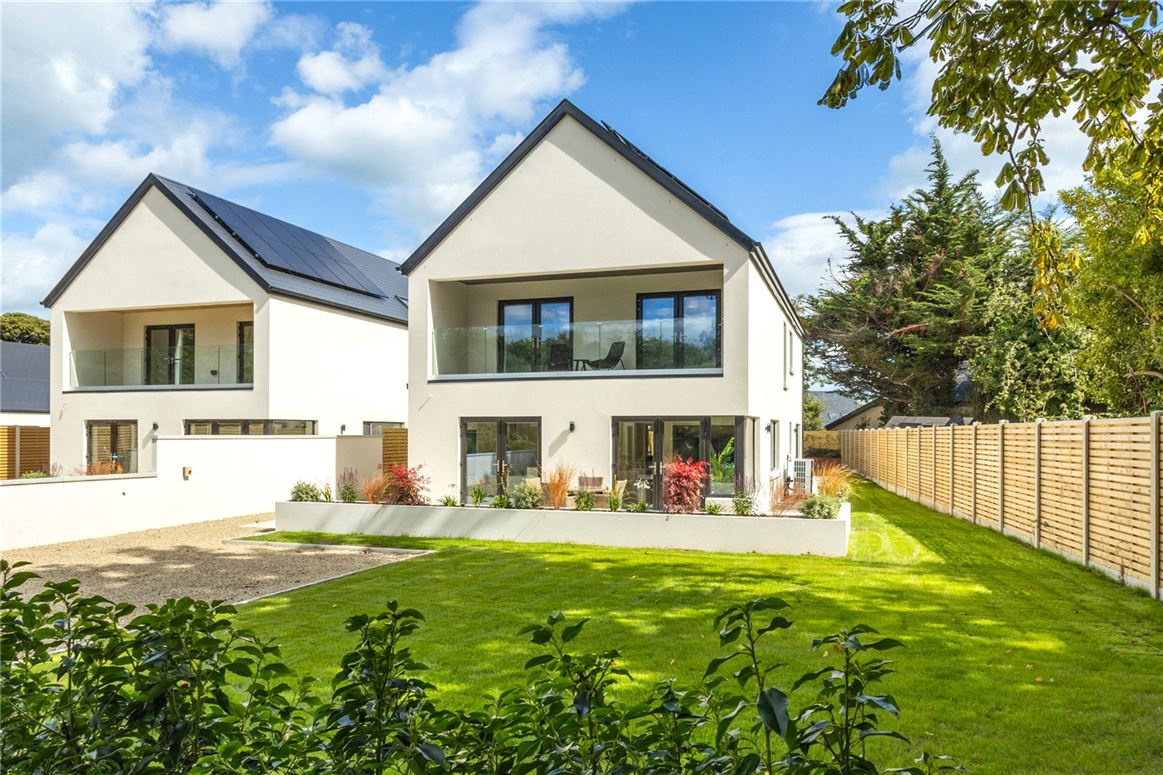 1 Chestnut Grove, Sea Road, Kilcoole, Co. Wicklow