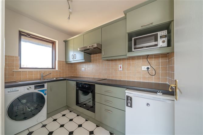 16 Beaconsfield Court, Inchicore Road, Kilmainham, Dublin 8
