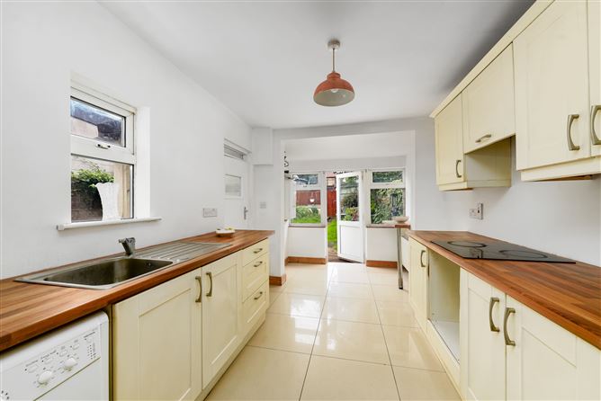 308 Le Fanu Road, Ballyfermot, Dublin 10, Ireland