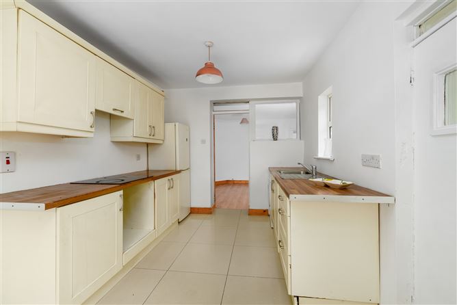 308 Le Fanu Road, Ballyfermot, Dublin 10, Ireland