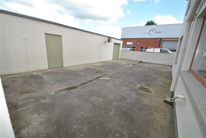 Birr Road, Roscrea, Co. Tipperary