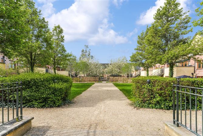 29 Woodbrook Park, Castleknock, Dublin 15