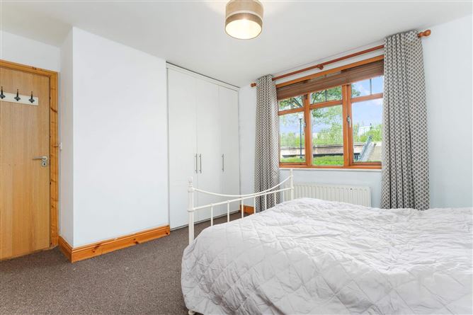 29 Woodbrook Park, Castleknock, Dublin 15