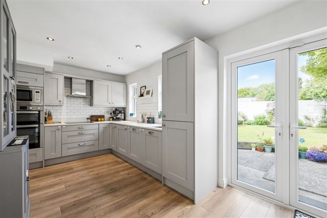 Photo 7 of 27 — 33 Shanliss Road, Santry,   Dublin 9