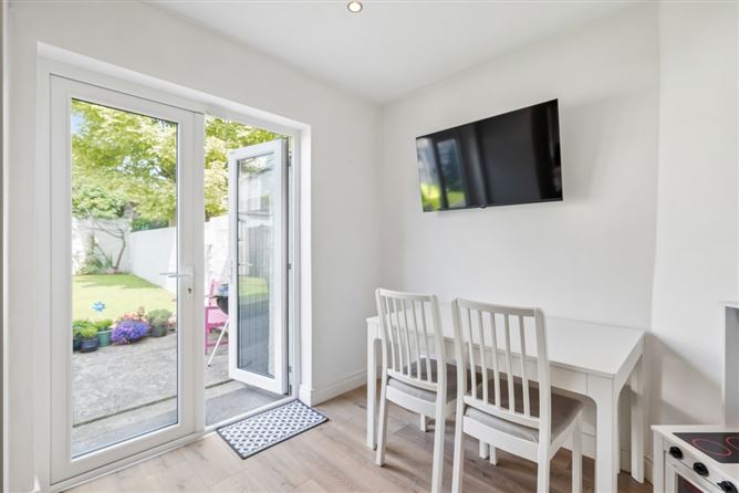 Photo 8 of 27 — 33 Shanliss Road, Santry,   Dublin 9