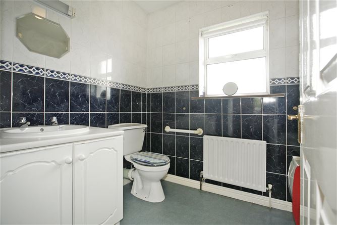 5 Ashmount, Church Road, Raheen
