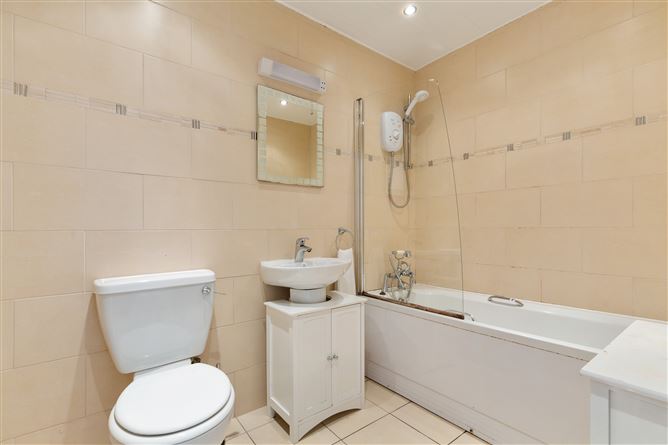 62 Glenmalure Square, Milltown,   Dublin 6