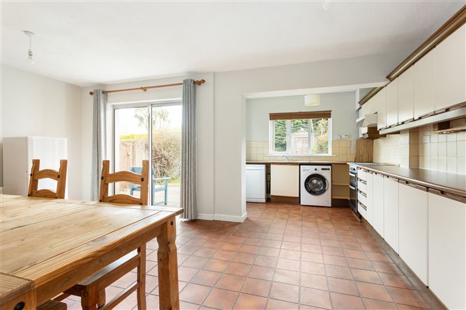 31 Birchfield Park, Goatstown,   Dublin 14