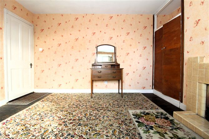 Oak View, Elm Grove, Birr, Co. Offaly