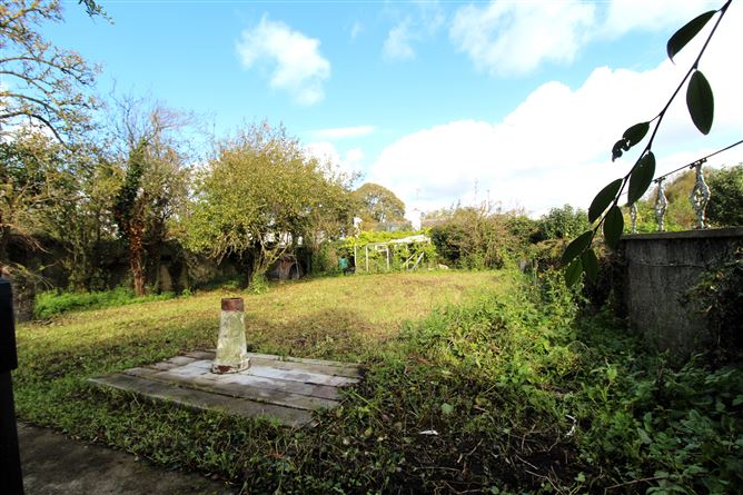 Oak View, Elm Grove, Birr, Co. Offaly