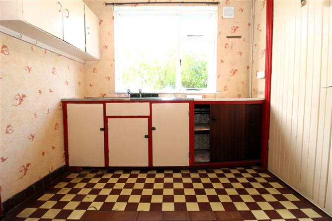Oak View, Elm Grove, Birr, Co. Offaly