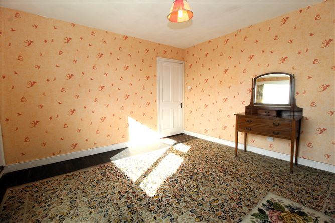 Oak View, Elm Grove, Birr, Co. Offaly