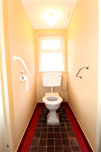 Oak View, Elm Grove, Birr, Co. Offaly