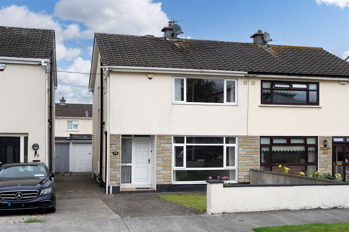 24 Broadford Rise, Ballinteer,   Dublin 16