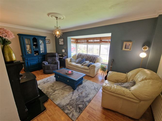 8 Powerscourt, Tulla, Co. Clare