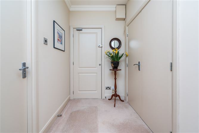 14 Oak Glade Court, Naas, Kildare
