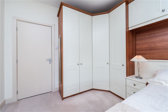 14 Oak Glade Court, Naas, Kildare