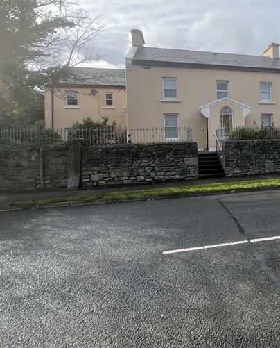 Apartment 4 Hollymount Court, Cartron Hill, Sligo Town, Sligo