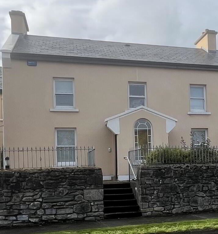 Apartment 4 Hollymount Court, Cartron Hill, Sligo Town, Sligo