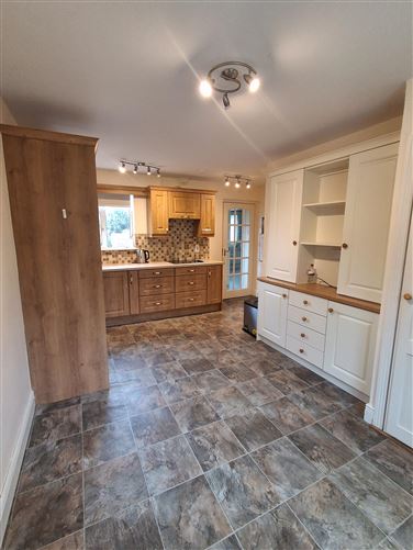 Seanachluain, 8 Desmond Drive, Adare, Limerick