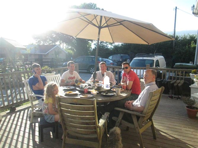 family Home  loves horses Boskill, Co. Limerick