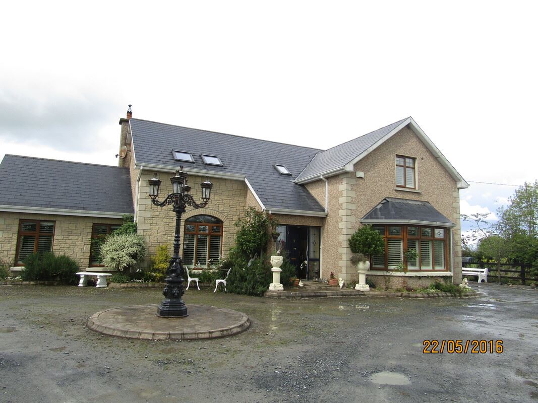 family Home  loves horses Boskill, Co. Limerick