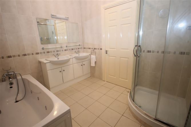 43 Saggart Lodge Court, Saggart, Co.Dublin