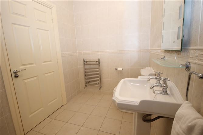 43 Saggart Lodge Court, Saggart, Co.Dublin